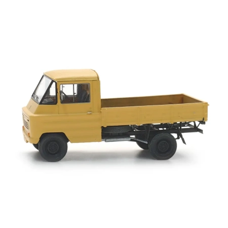 Artitec 387.743 - Żuk A11, żółty.