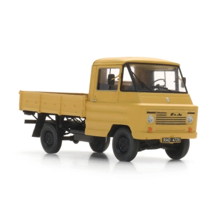 Artitec 387.743 - Żuk A11, żółty.