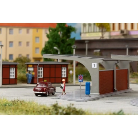 Auhagen 13349 - Dworzec autobusowy