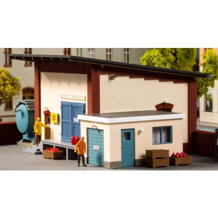 Auhagen 13351 - Stacja gazu propanowego