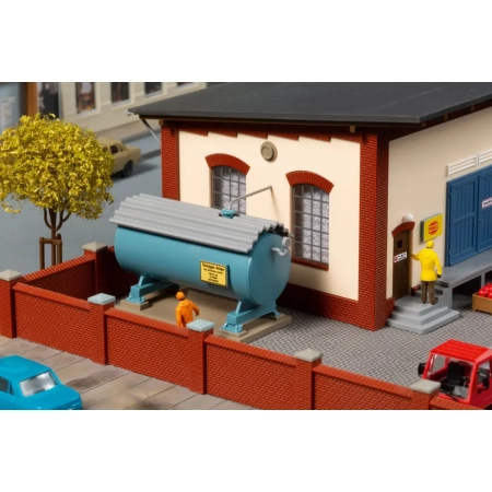 Auhagen 13351 - Stacja gazu propanowego