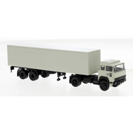 Brekina 83256 - Magirus 310 D 16 Koffer-SZ, DB, 1974