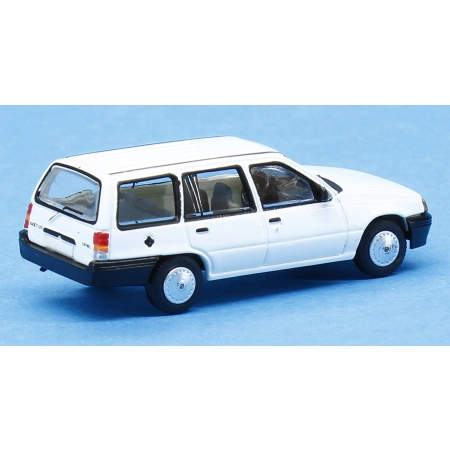 Brekina 870496 - Opel Kadett E CarAVan, weiß