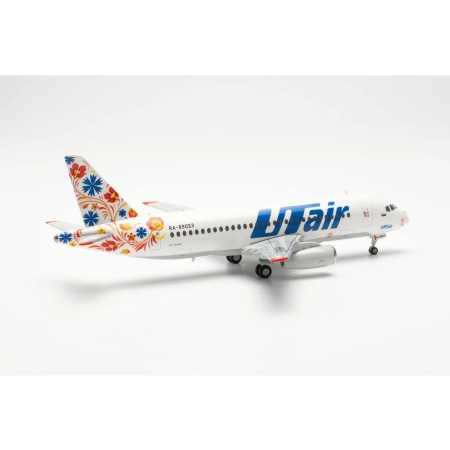 Herpa 572897 - UTair Express Sukhoi Superjet 100 - RA-89033