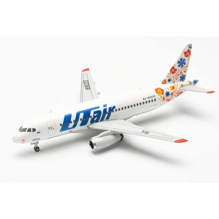 Herpa 572897 - UTair Express Sukhoi Superjet 100 - RA-89033