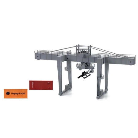 Lima HL8000 - Suwnica kontenerowa i dwa kontenery