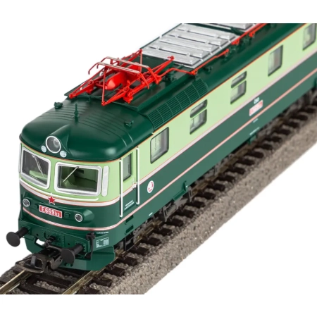 Piko 21022 – Elektrowóz serii E669.1 CSD III z dźwiękiem
