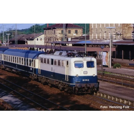 Piko 21775 - Elektrowóz z dźwiękiem (AC~) BR 110 niebieski/beige DB IV, z dekoderem Plux22