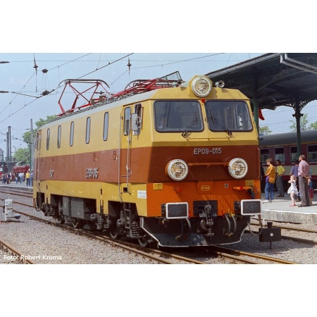 Piko 97531 - Elektrowóz EP09 015 PKP Ep.V + PluX22, DC-dźwięk