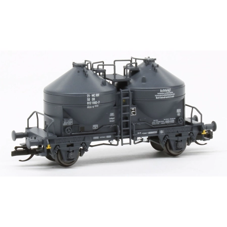 Tillig 502353 - 3 wagony zbiornikowe Ucs-v 9122 szare, DR, Ep.IV