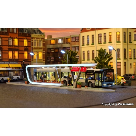 Kibri 39007 - Przystanek autobusowy z oświetleniem LED