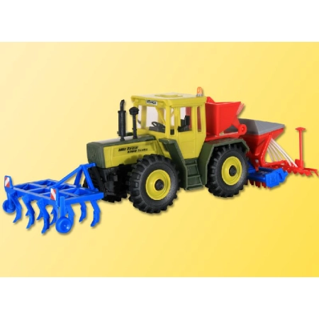 Kibri 10702 - MB Traktor z agregatem uprawowo-siewnym