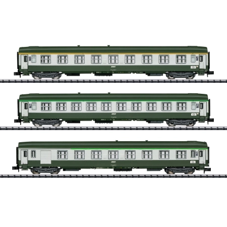 Trix 15372 - Zestaw 3 wagonów pasażerskich „Orient Express”, SNCF, Ep. IV
