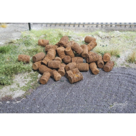Juweela 21206 - Beczki zardzewiałe prawdziwą rdzą, 40g, 1:120, TT