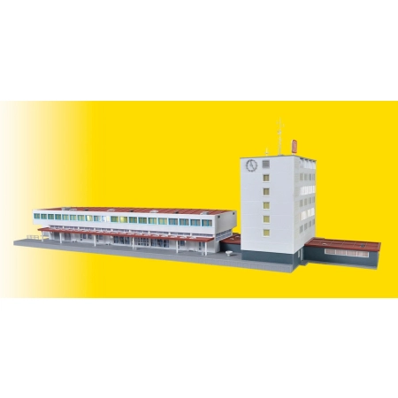 Kibri 37517 - Dworzec kolejowy Kehl z oświetleniem.