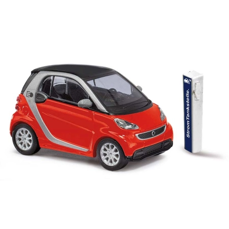 Busch 46226 - Smart Fortwo Coupé czerwony, rok produkcji 2012