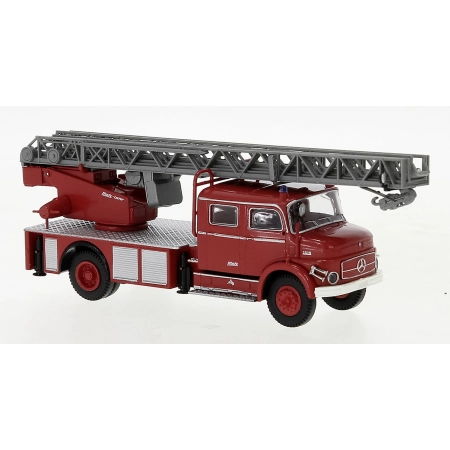 Brekina 47082 - Mercedes L 1519 DLK 30 czerwony, 1972 r.