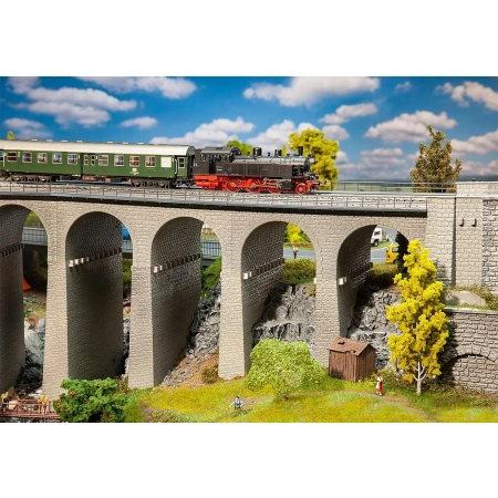 Faller 120465 - Wiadukt prosty 2-torowy, 473 mm x 169 mm x 262 mm.