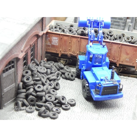Juweela 28172 - Stare opony samochodowe, 20 g 1:87, H0