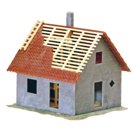 Faller 130246 - Dom w budowie, 80 x 75 x 65 mm.
