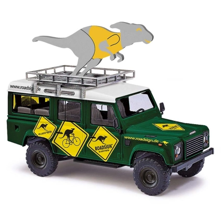 Busch 50369 - Land Rover Defender 3 Roadsign, rok produkcji 1983