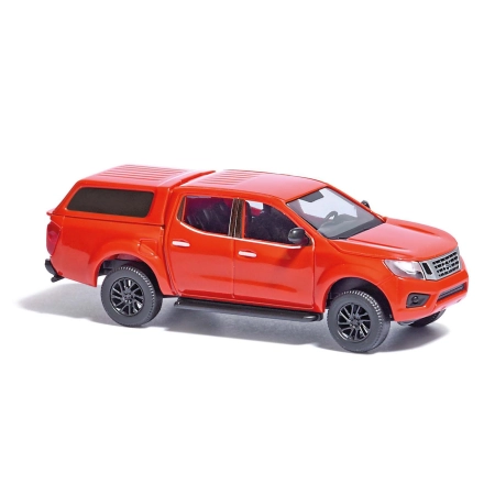Busch 53707 - Nissan Navara hardtop, czerwony, rok 2015