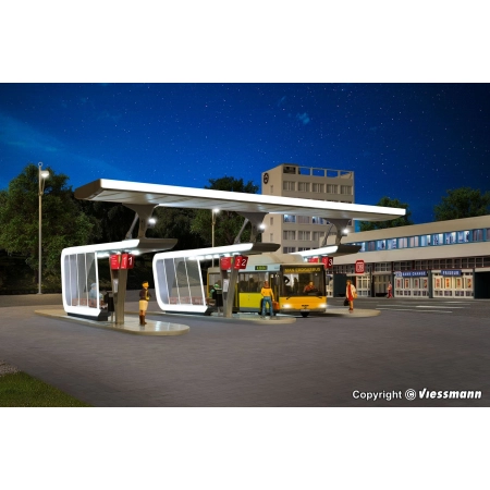 Kibri 39005 - Nowoczesny przystanek autobusowy z zadaszeniem.