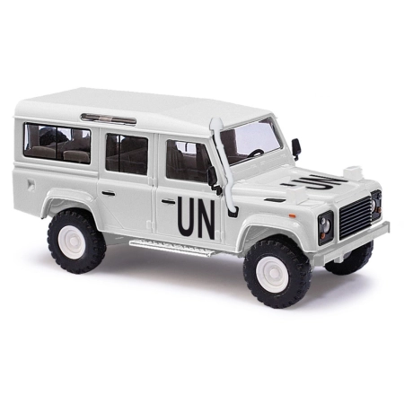 Busch 50331 - Land Rover Defender 110 UN, rok 1983