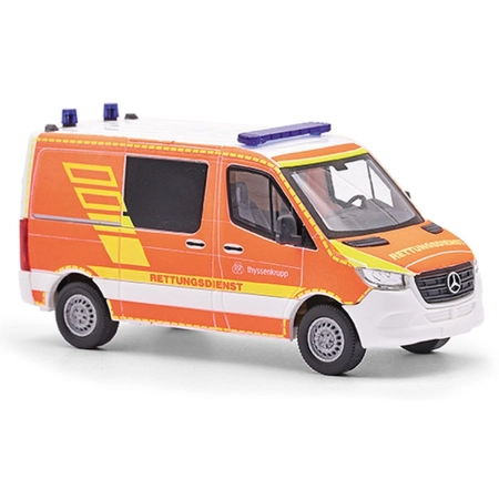 Busch 53468 - Mercedes-Benz Sprinter z krótkim rozstawem osi/płaskim dachem, straż pożarna zakładu Thyssenkrupp