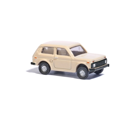 Busch 87101 - Lada Niva Ivory