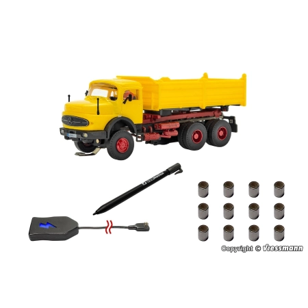 Viessmann 8003 - Podstawowy zestaw startowy CarMotion, wywrotka 3-osiowa MB Rundhauber.