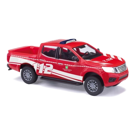 Busch 53722 - Nissan Navara, straż pożarna Saalfeld