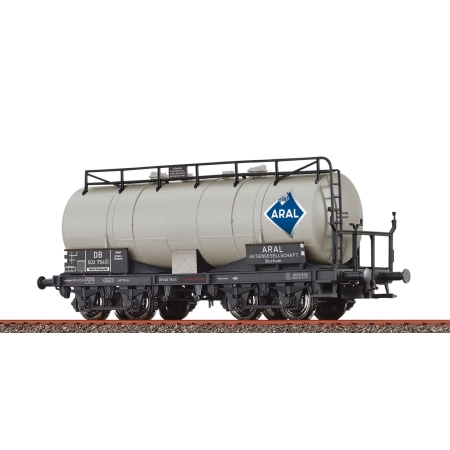Brawa 48511 - Wagon cysterna ZZ P, DB, Ep.III „ARAL