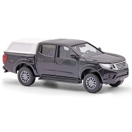 Busch 53733 - Nissan Navara, czarno-biały