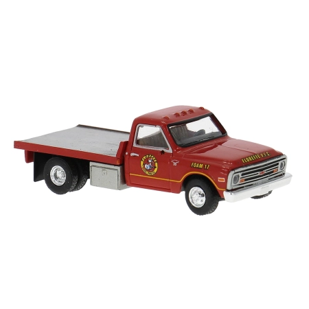 Brekina 19671 - Chevrolet C30 z platformą „Foam”