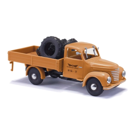 Busch 52307 - Framo V901/2, berliński transport samochodowy z ładunkiem, 1957 r.
