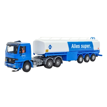 Viessmann 8033 - 3-osiowy ciągnik siodłowy CarMotion MB ACTROS z naczepą cysterną ARAL
