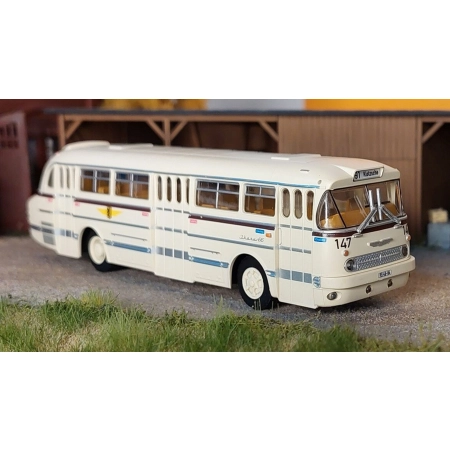 Brekina 03-388 - Ikarus 66 3-Türer VEB Nahverkehr Dresden Wagen 147