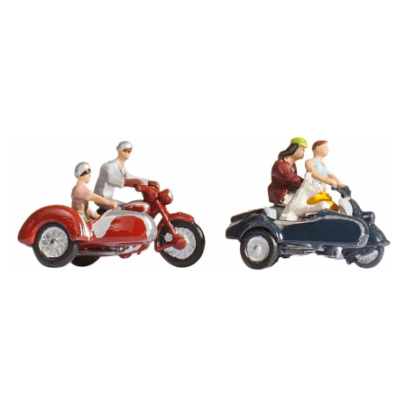 Noch 36905 - Motocykliści.