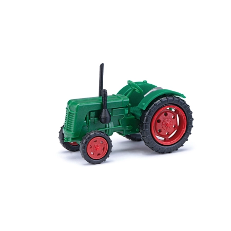 Busch 211006710 - Ciągnik Famulus, zielony