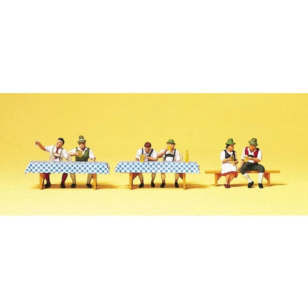 Preiser 10447 - Na Oktoberfest (1)