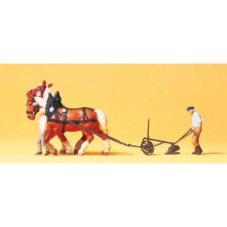 Preiser 30431 - Chłop za Pługiem, 2 konie