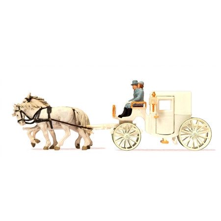 Preiser 30495 - Dorożka weselna, zakryta