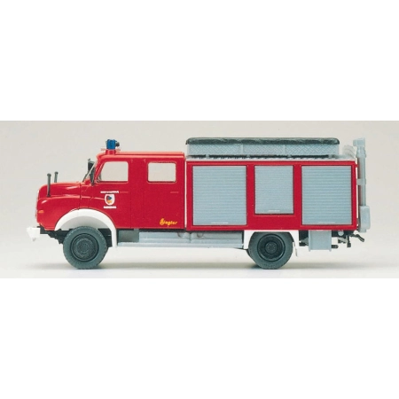 Preiser 31302 - Wóz strażacki Man 11.168