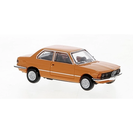 Brekina 24301 - BMW 323i pomarańczowy, 1975 r.