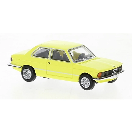 Brekina 24302 - BMW 323i jasnożółty, 1975 r.