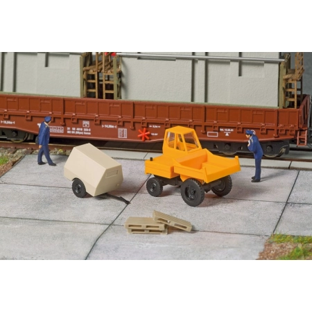 Auhagen 43698 - Waran 150 z przyczepą kompresorową