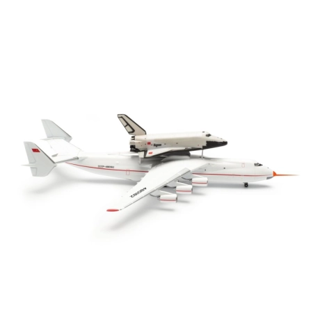 Herpa 562874 - Antonov AN-225 Mriya & RKK Energiya Buran Space Orbiter Set mit Sensor - CCCP-480182