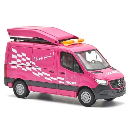 Busch 53471 - MB Sprinter, Glomb „Think pink!”