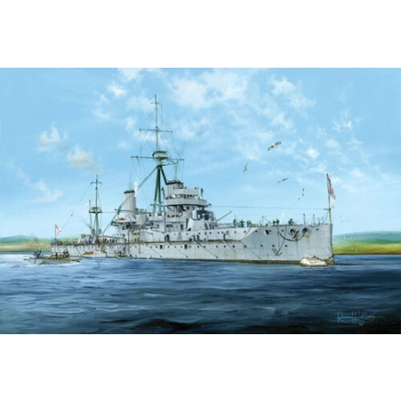 TRUMPETER 05329 - HMS Dreadnought 1915 - 1:350